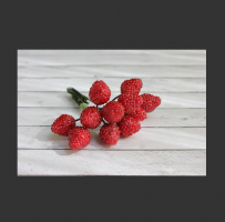 Букетик с ягодками малинками  (12 шт малинок) HY0301001